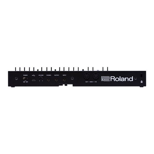 Roland JU-06 boutique Synthesizer lebanon
