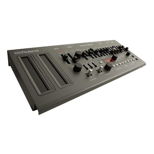 Roland SH-01A boutique Synthesizer lebanon