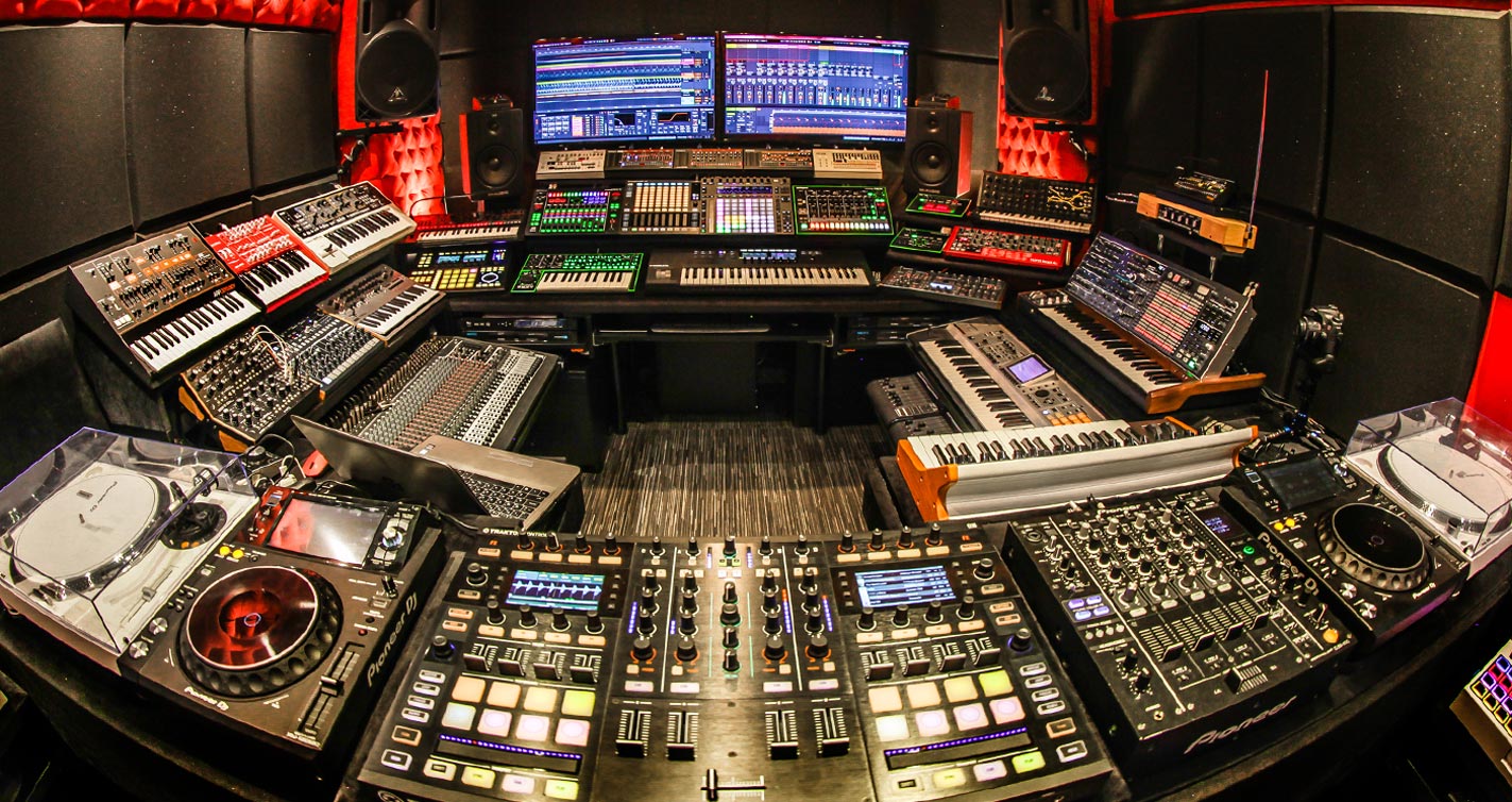 Per-vurt DJ & Music Production School