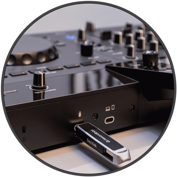 AlphaTheta XDJ-AN Lebanon C2 AlphaTheta XDJ-AN Lebanon